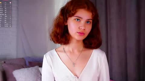 Snapshot of karolinerush chatting on 06-05-26, 01:06 lina online show from 06-05-26, 01:06