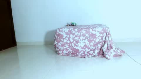 karol online show from 04-19-26, 06:32