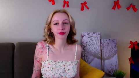 Snapshot of karonberkman chatting on 02-25-26, 12:04 Angel online show from 02-25-26, 12:04