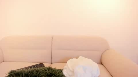 Greta Brown online show from 11-14-25, 08:29