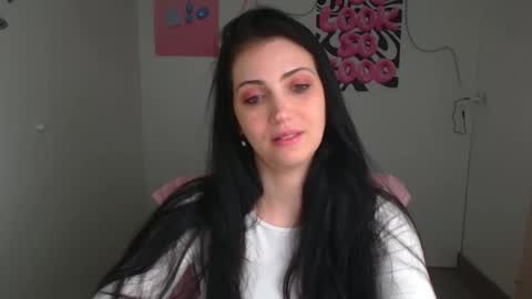 Snapshot of karyna_joy chatting on 04-30-26, 05:58 Karyna online show from 04-30-26, 05:58