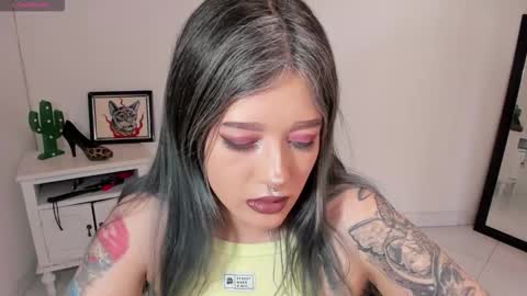 Alicia online show from 11-13-25, 06:29