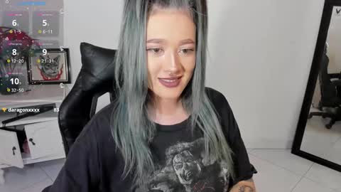 Alicia online show from 11-26-25, 10:00