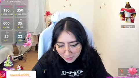 Snapshot of kat_ly_chan chatting on 12-29-24, 05:22 Kat online show from 12-29-24, 05:22