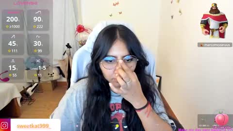 Snapshot of kat_ly_chan chatting on 02-10-25, 08:31 Kat online show from 02-10-25, 08:31