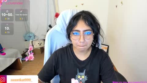 Snapshot of kat_ly_chan chatting on 02-15-25, 07:17 Kat online show from 02-15-25, 07:17