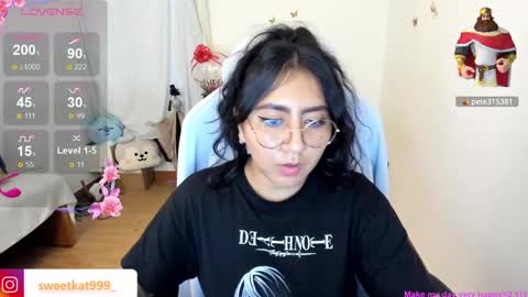 Snapshot of kat_ly_chan chatting on 02-18-25, 05:42 Kat online show from 02-18-25, 05:42