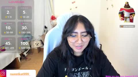 Snapshot of kat_ly_chan chatting on 02-21-25, 02:48 Kat online show from 02-21-25, 02:48