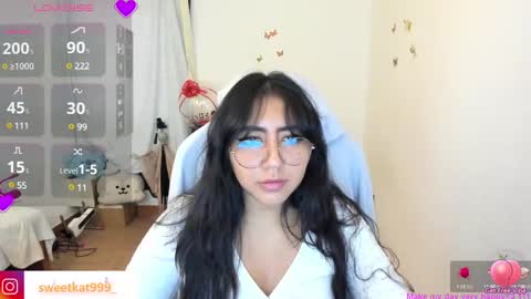 Snapshot of kat_ly_chan chatting on 03-09-25, 03:38 Kat online show from 03-09-25, 03:38