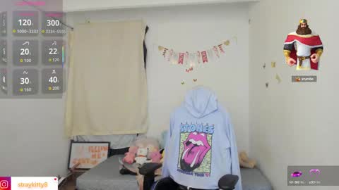 Snapshot of kat_ly_chan chatting on 09-25-25, 02:15 Kat online show from 09-25-25, 02:15