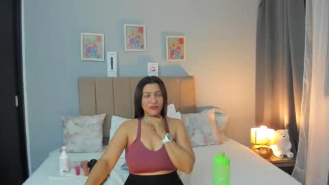 kataleyarios01 online show from 09-12-25, 12:44