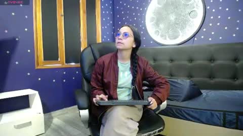 Katalina online show from 06-21-26, 03:14