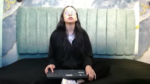 Katalina online show from 08-01-26, 02:05