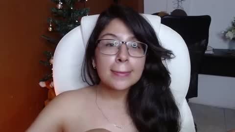 Snapshot of katalina_dm chatting on 01-03-25, 04:11 Katalina online show from 01-03-25, 04:11