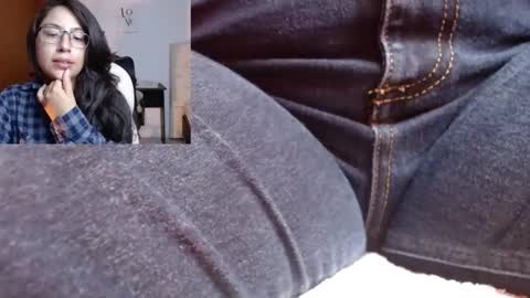 Snapshot of katalina_dm chatting on 01-10-25, 02:35 Katalina online show from 01-10-25, 02:35