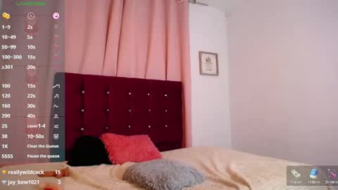 Snapshot of katalina_miles chatting on 01-10-25, 09:13 Katalina Miles online show from 01-10-25, 09:13