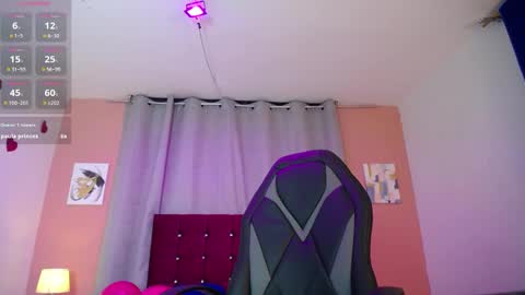 Snapshot of katalina_miles chatting on 02-27-25, 07:23 Katalina Miles online show from 02-27-25, 07:23