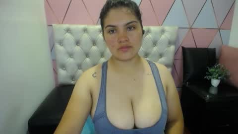 Snapshot of katalina_santana25 chatting on 09-14-25, 07:02 katalina santana25 online show from 09-14-25, 07:02