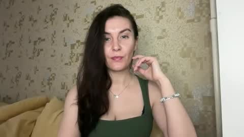 Snapshot of katalinaqe chatting on 04-28-26, 08:30 KatalinaQE online show from 04-28-26, 08:30