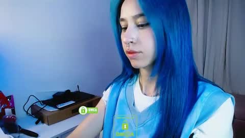 Snapshot of katara_a chatting on 12-16-24, 05:27 Maca online show from 12-16-24, 05:27