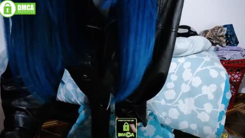 Snapshot of katara_a chatting on 12-17-24, 04:01 Maca online show from 12-17-24, 04:01