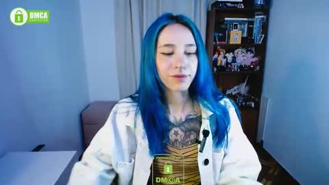 Snapshot of katara_a chatting on 12-17-24, 11:38 Maca online show from 12-17-24, 11:38