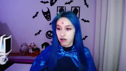 Snapshot of katara_a chatting on 10-31-25, 10:55 Maca online show from 10-31-25, 10:55