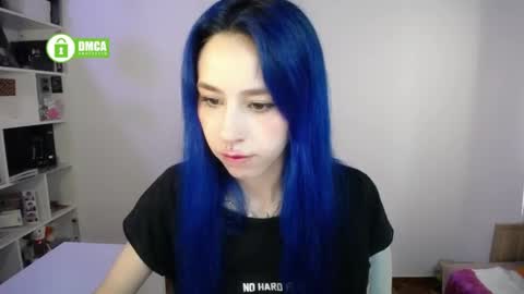 Maca online show from 04-21-26, 02:01