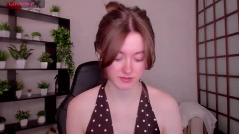Kate online show from 02-10-26, 02:37