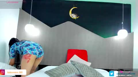 Snapshot of kate_evans1 chatting on 03-01-26, 06:32 Kate Evans online show from 03-01-26, 06:32