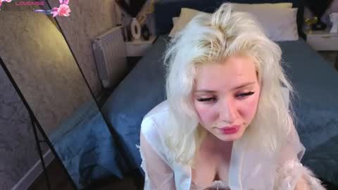 Snapshot of kate_krose chatting on 03-02-26, 07:15 Kate online show from 03-02-26, 07:15