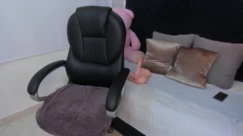 Snapshot of kate_lua chatting on 01-19-26, 11:58 kate lua online show from 01-19-26, 11:58