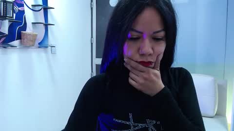 Kate  online show from 11-19-25, 10:48