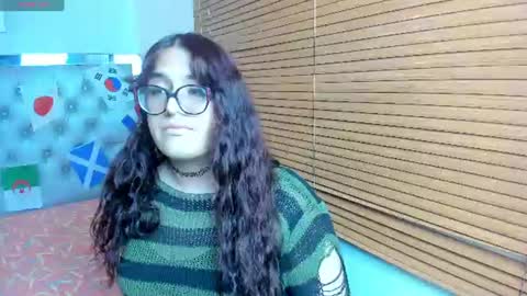 Snapshot of kate_pickman chatting on 07-19-26, 03:43 kate online show from 07-19-26, 03:43