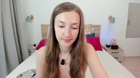 Snapshot of kate_redgar chatting on 06-21-26, 05:04 kate_redgar online show from 06-21-26, 05:04