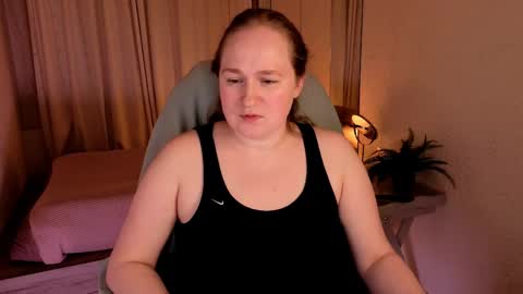 Snapshot of kate_rest chatting on 05-19-26, 01:56 Kate Follow me dear online show from 05-19-26, 01:56