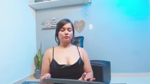 Snapshot of kateadamss1 chatting on 07-04-26, 10:16 KateAdams online show from 07-04-26, 10:16