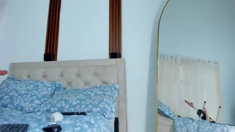 Kate Boisson online show from 03-11-26, 08:59