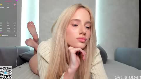 Snapshot of katebremar chatting on 04-22-26, 09:05 online show from 04-22-26, 09:05