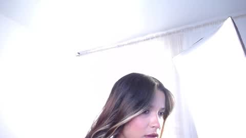 Snapshot of katejolie chatting on 09-30-25, 05:40 Help me with rate thanks online show from 09-30-25, 05:40