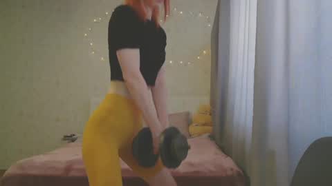 Snapshot of katekalen chatting on 02-23-25, 05:34 Kate Bunny online show from 02-23-25, 05:34