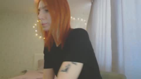 Snapshot of katekalen chatting on 02-25-25, 07:31 Kate Bunny online show from 02-25-25, 07:31