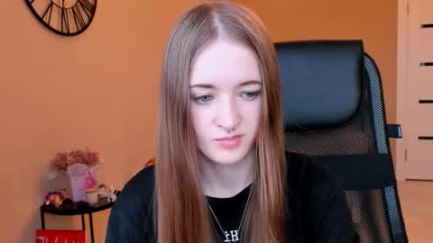 katekayer online show from 10-22-25, 09:31