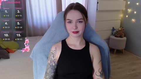 Snapshot of kateleoo chatting on 02-09-26, 10:19 Im Kate online show from 02-09-26, 10:19