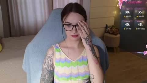Snapshot of kateleoo chatting on 04-25-26, 01:41 Im Kate online show from 04-25-26, 01:41