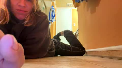 Katelin online show from 01-12-26, 07:13