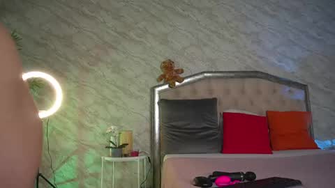 Kate online show from 03-19-26, 06:50