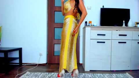 Snapshot of katemadelin chatting on 02-06-26, 08:01 Katemady online show from 02-06-26, 08:01