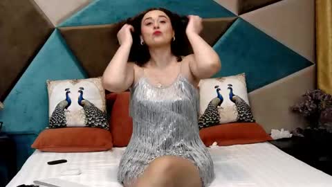 Snapshot of katequeenx chatting on 05-25-26, 12:33 KateQueenston -- online show from 05-25-26, 12:33