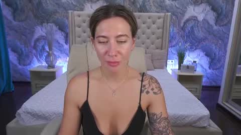 Snapshot of kateshanny chatting on 06-29-26, 05:35 Kate online show from 06-29-26, 05:35